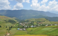 纳西族的村庄图片
