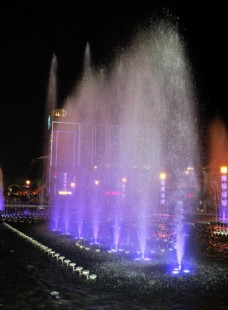 夏夜的呼和浩特 喷泉图片