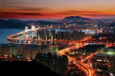 风车群首尔夜景图片