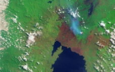 尼拉贡戈火山图片